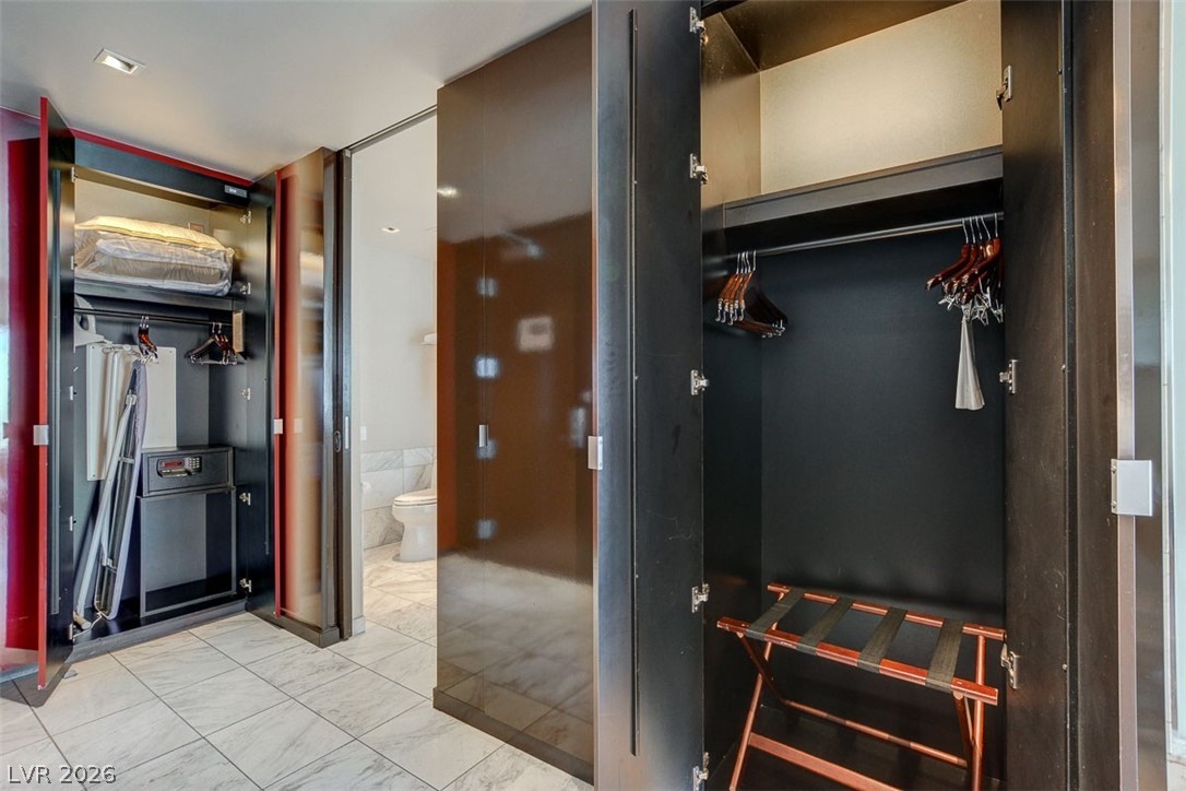 Photo 2 of 4381 W Flamingo Road #2106