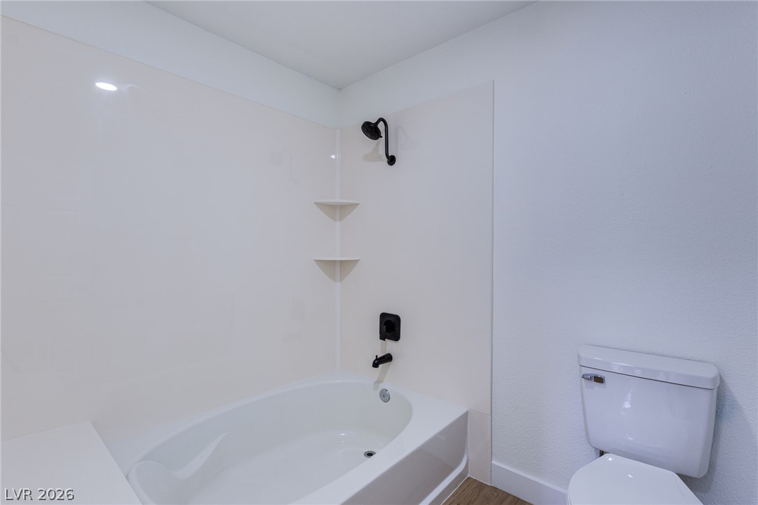 Photo 18 of 28, 2451 N Rainbow Boulevard #2065