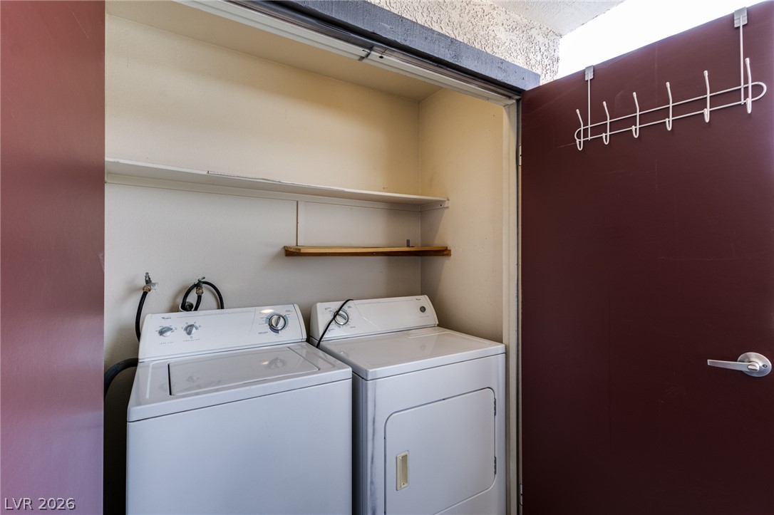 Photo 21 of 28, 2451 N Rainbow Boulevard #2065