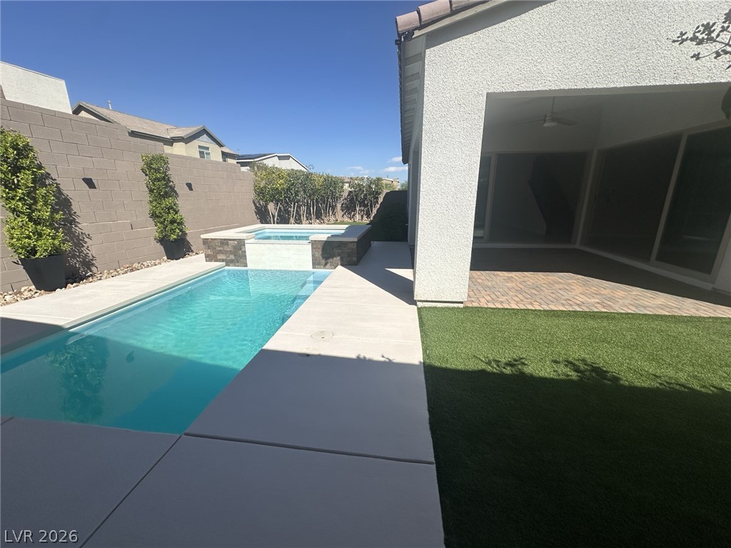 Photo 7 of 40, 797 Marifield Court
