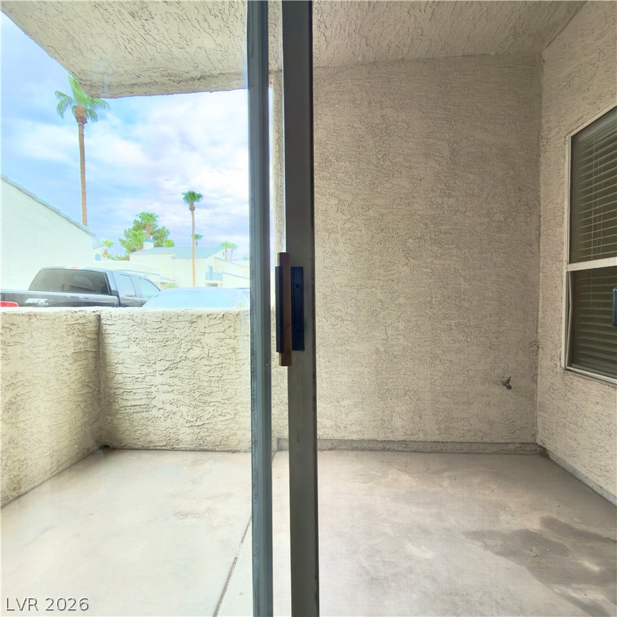 Photo 22 of 31, 6250 W Flamingo Road #159