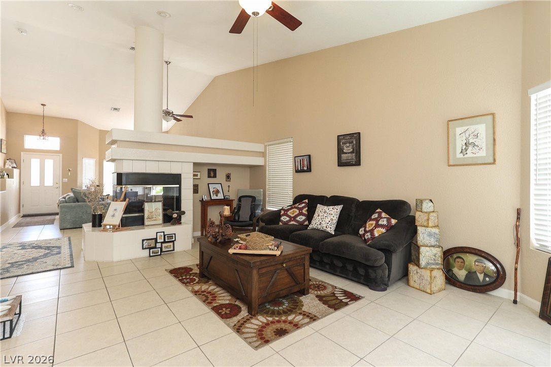 Photo 20 of 44, 796 Capri Drive