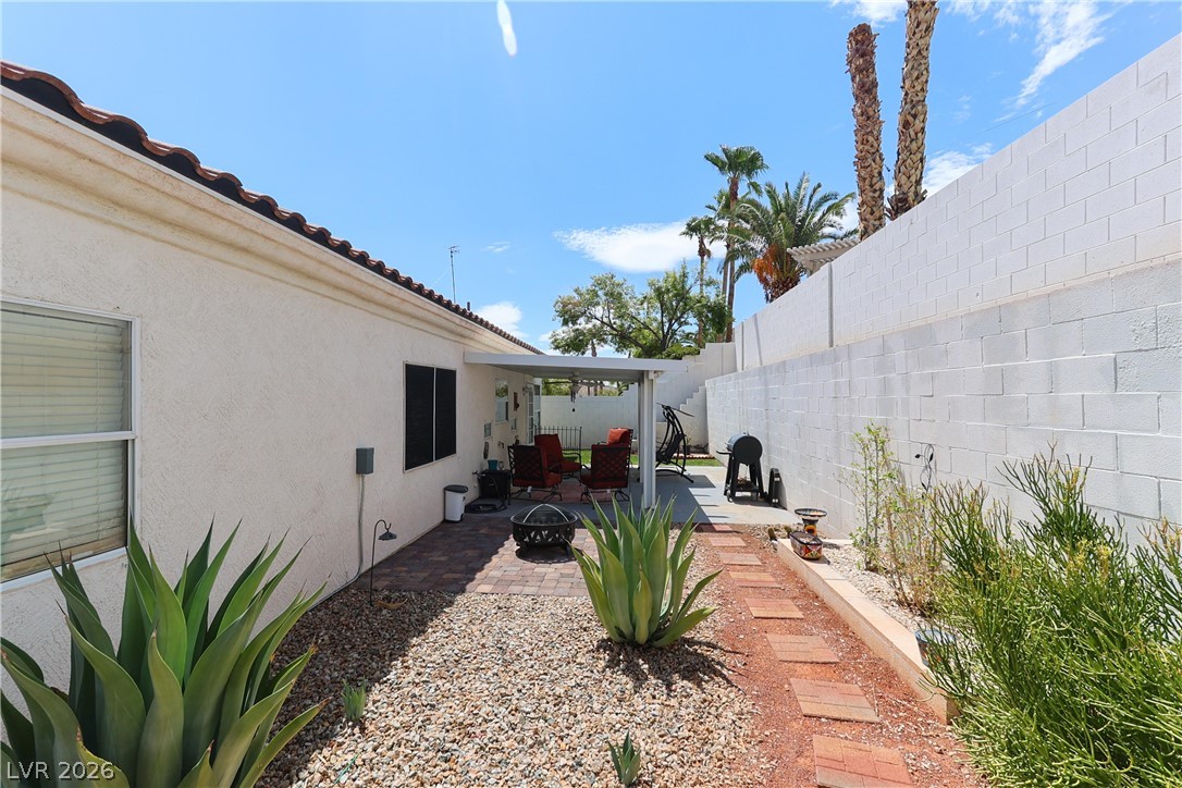 Photo 36 of 44, 796 Capri Drive
