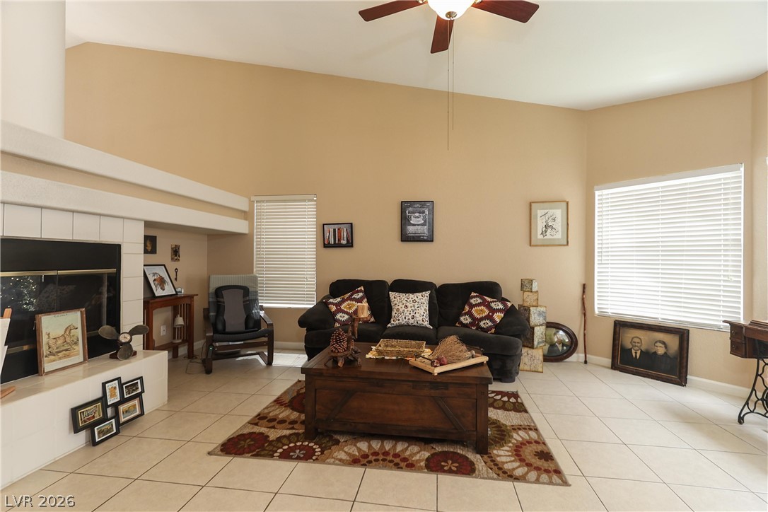 Photo 19 of 44, 796 Capri Drive