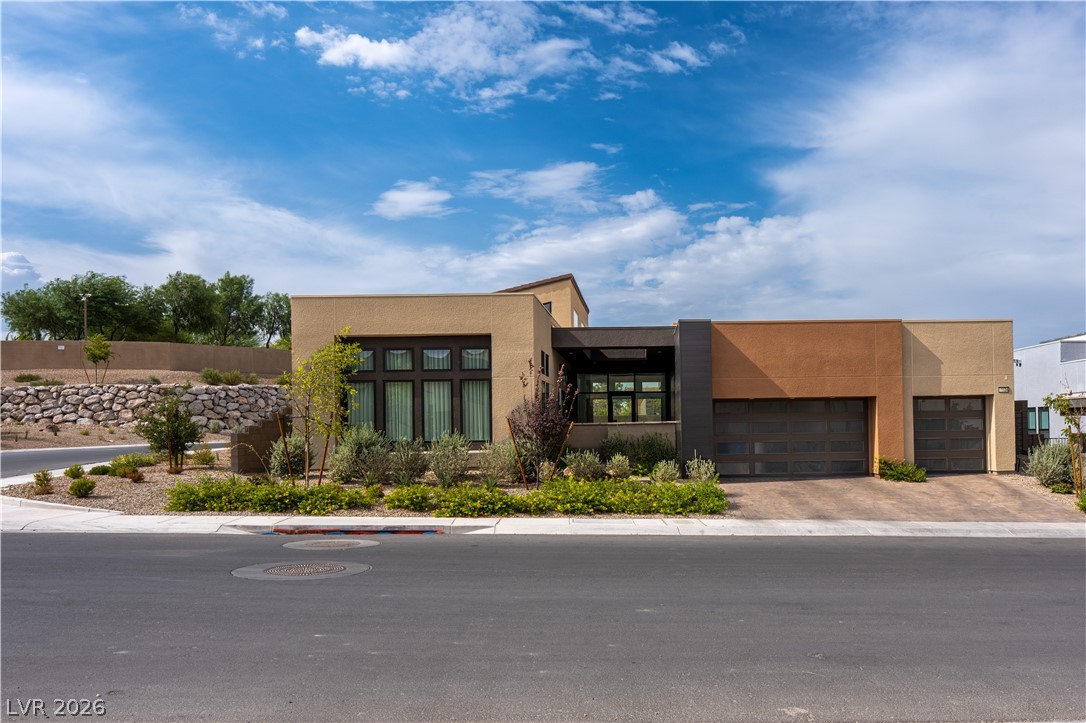 Photo 2 of 11134 Desert Heights Avenue