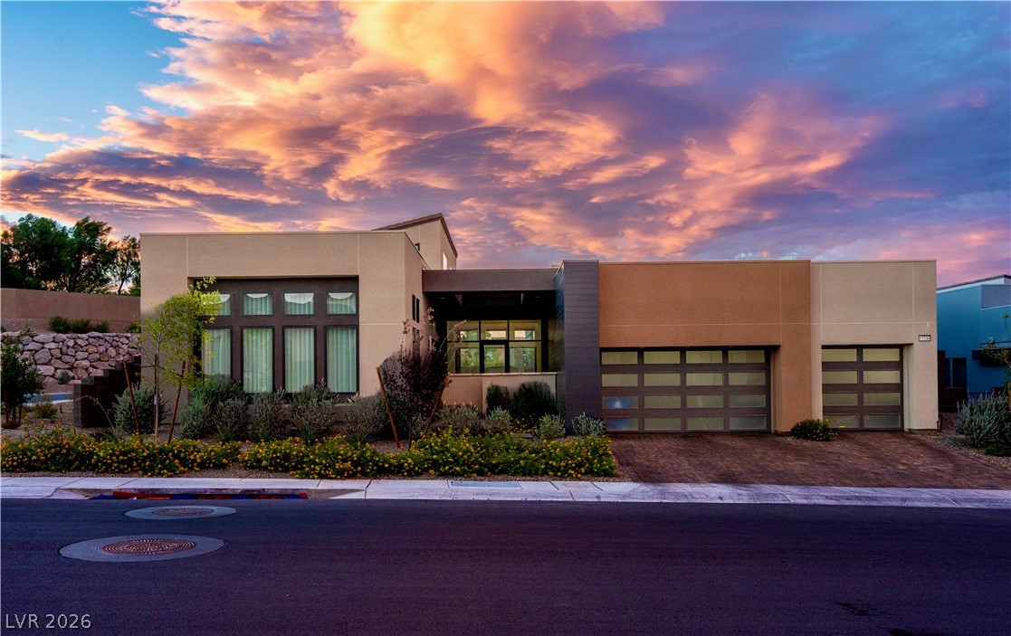 11134 Desert Heights Avenue, Las Vegas 89135