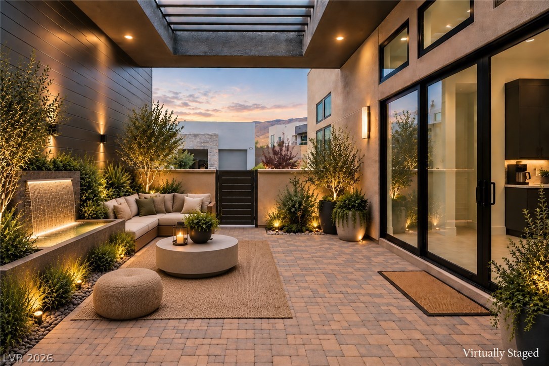 Photo 7 of 45, 11134 Desert Heights Avenue