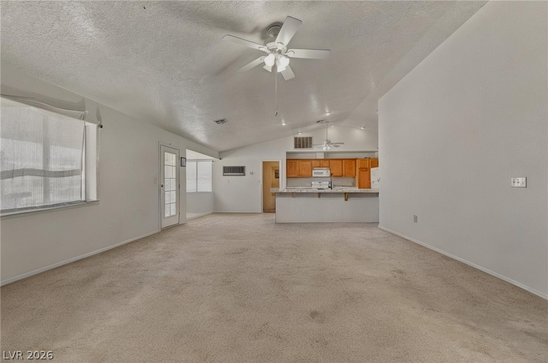 Photo 19 of 40, 3080 E Cactus Street