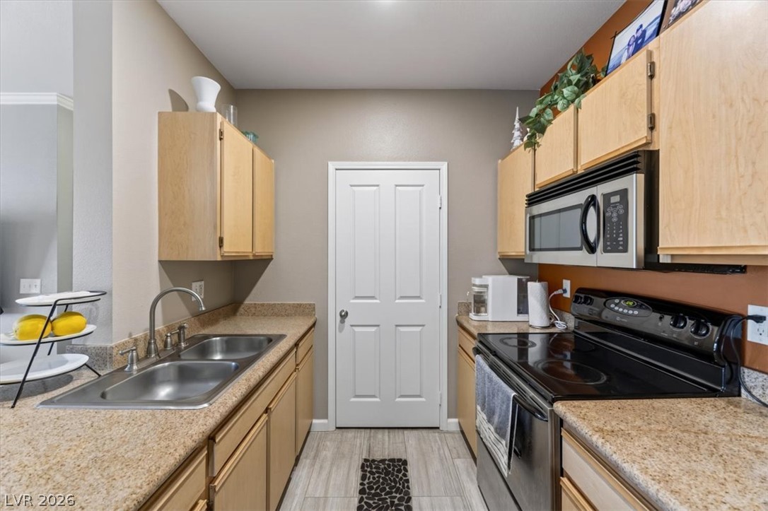 Photo 19 of 37, 2900 Sunridge Heights Parkway #625