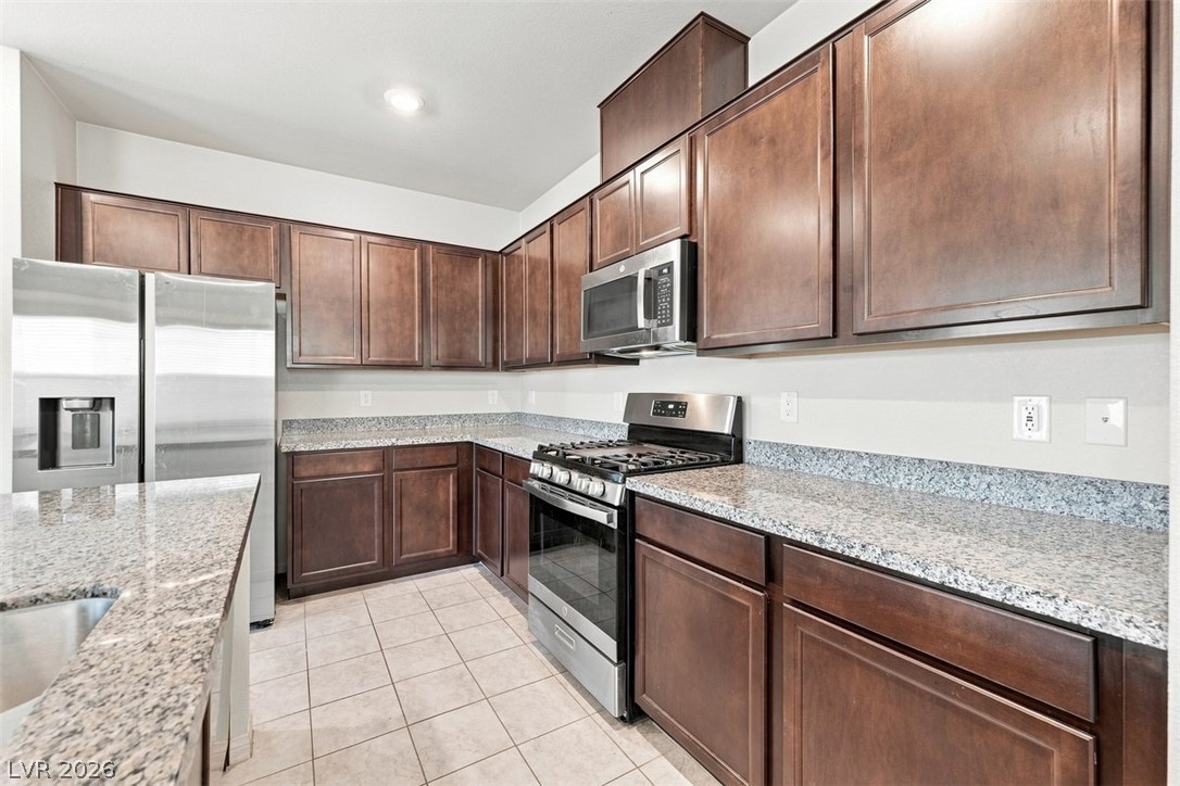 Photo 5 of 6718 Grindstone Street