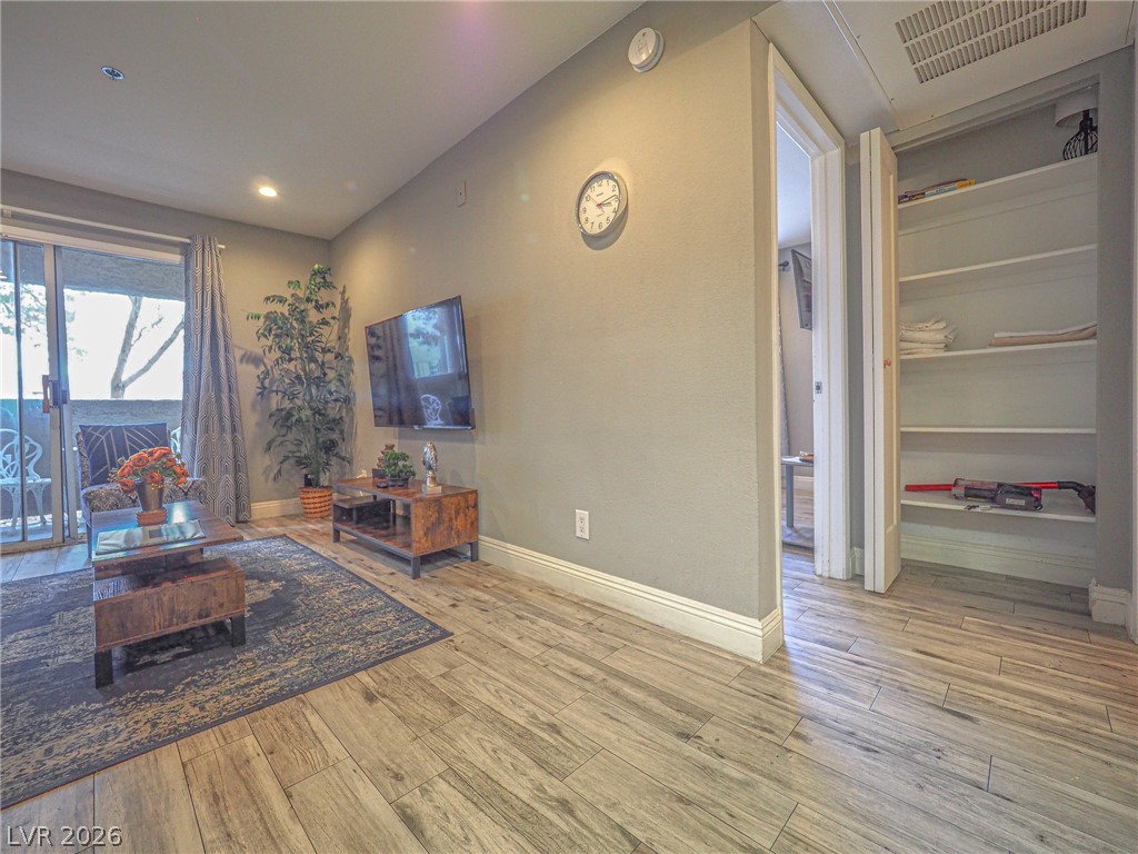 Photo 67 of 99, 4200 S Valley View #1085