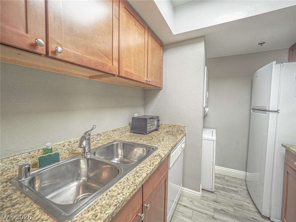 Photo 42 of 99, 4200 S Valley View #1085