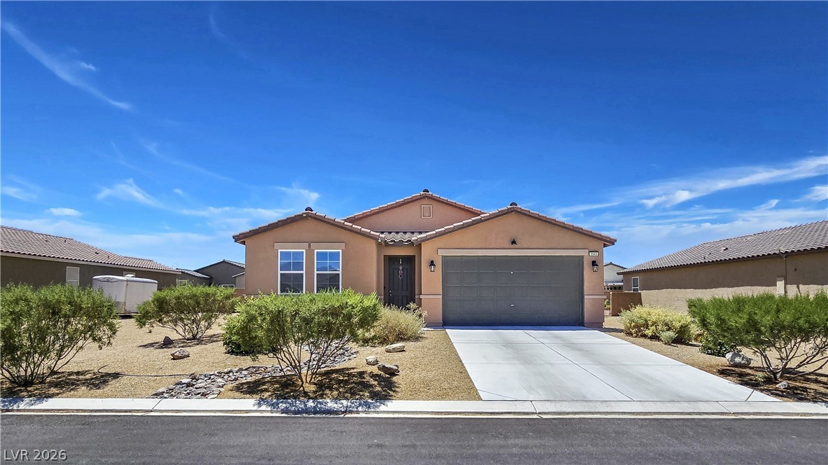 Photo 2 of 3543 E Malheur Avenue