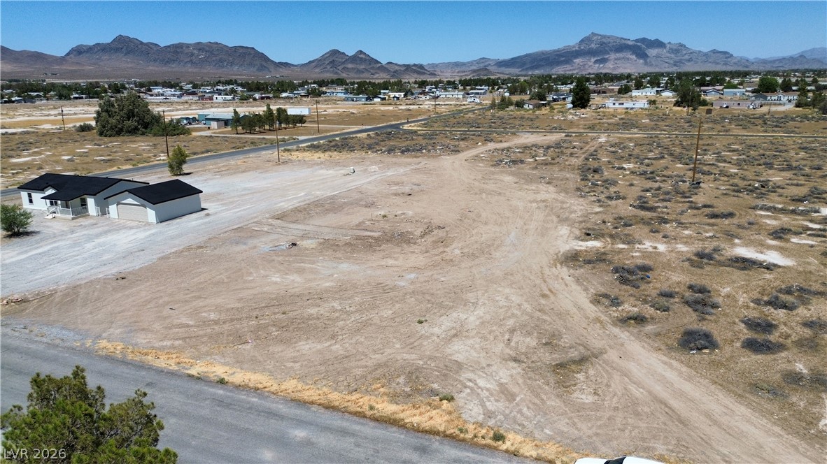 Photo 2 of 3450 W Medicine Man Road