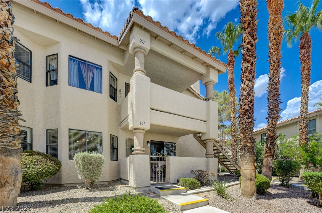 1101 Falconhead Lane #101, Las Vegas 89128