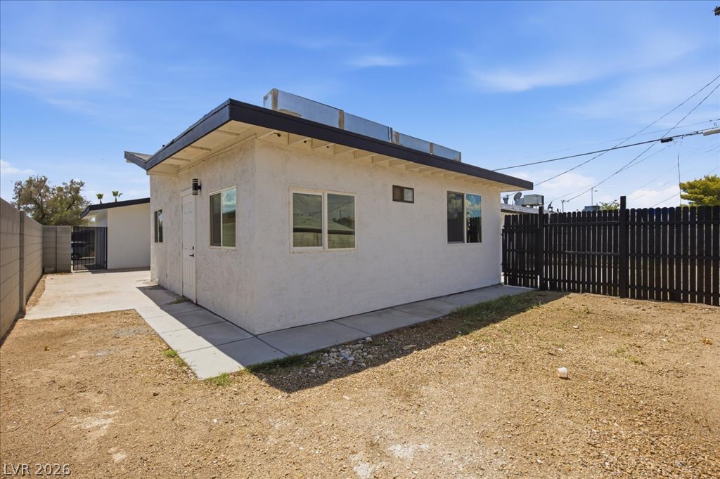 Photo 4 of 3912 Casa Grande Avenue