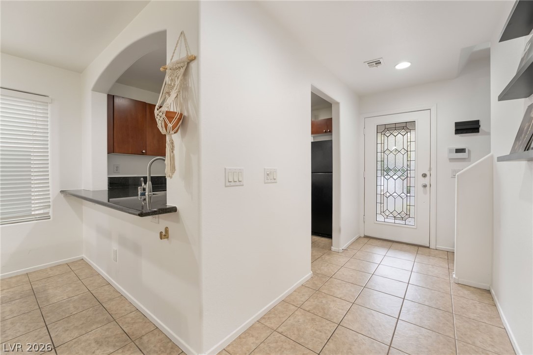 Photo 7 of 35, 9132 Gabardine Avenue