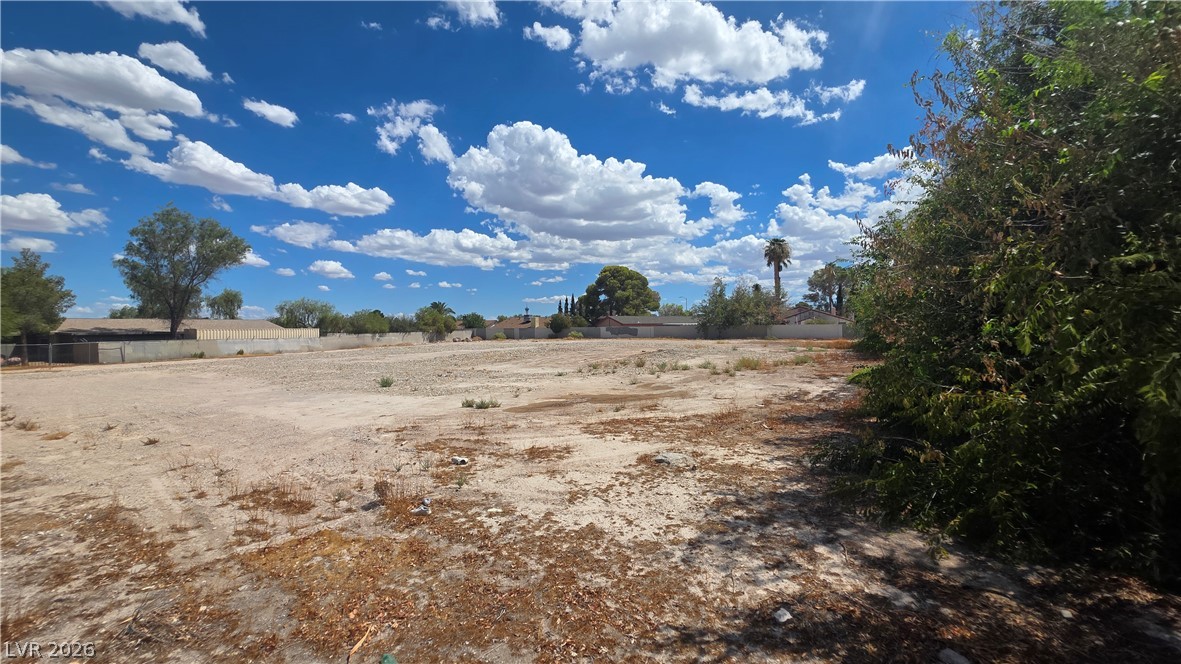 Photo 6 of 10, 3995 W Vegas Drive