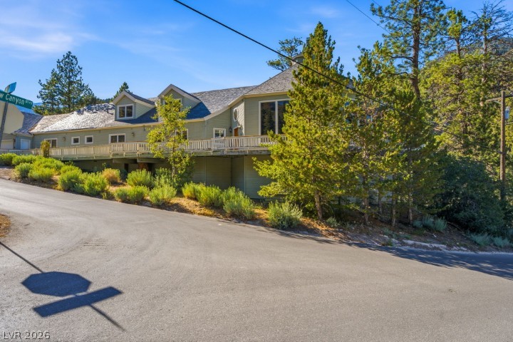 Photo 5 of 3910 White Fir Way