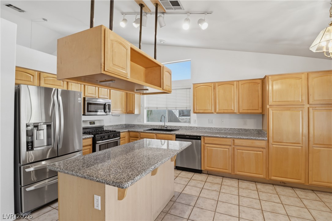 Photo 5 of 3570 Yorba Linda Drive
