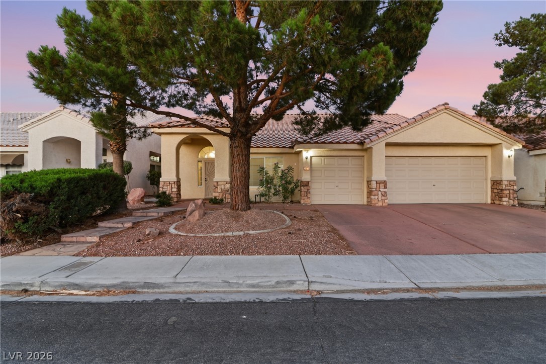Photo 9 of 43, 3570 Yorba Linda Drive