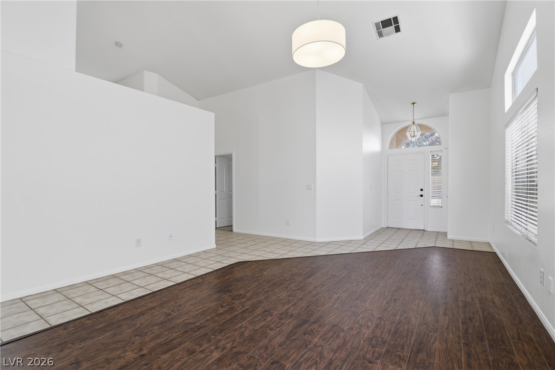 Photo 24 of 43, 3570 Yorba Linda Drive