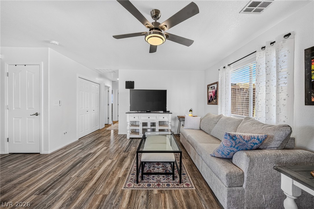 Photo 12 of 41, 2970 Rio Rico Drive