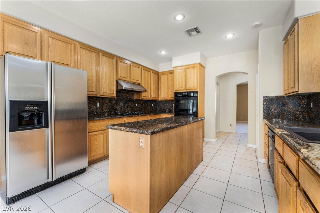 Photo 16 of 51, 8901 Goldstone Avenue