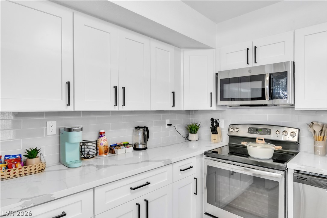 Photo 8 of 18, 3930 University Center Drive #101
