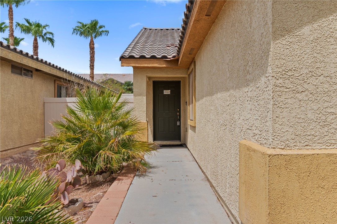 Photo 4 of 3220 Black Jade Avenue