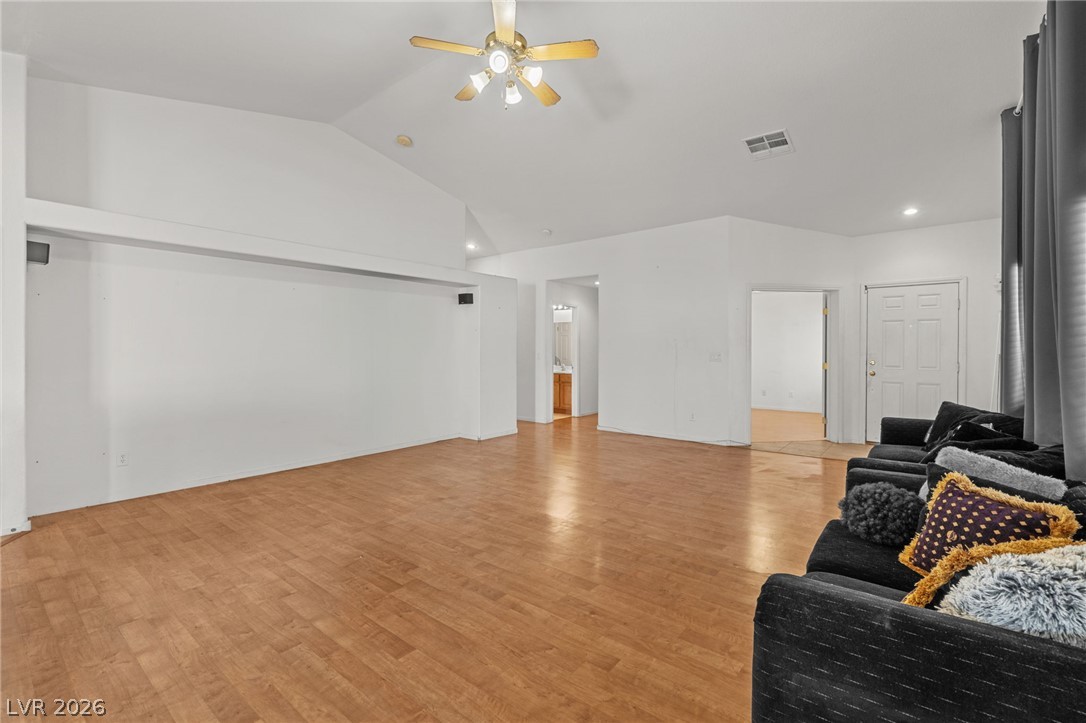 Photo 8 of 60, 3220 Black Jade Avenue