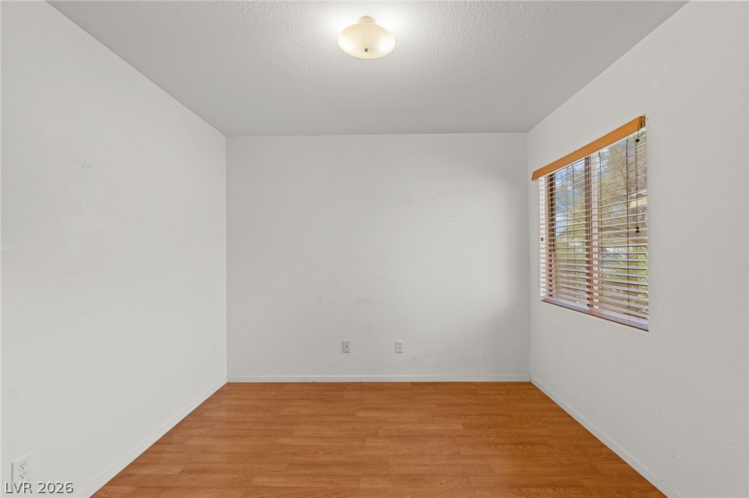 Photo 40 of 60, 3220 Black Jade Avenue
