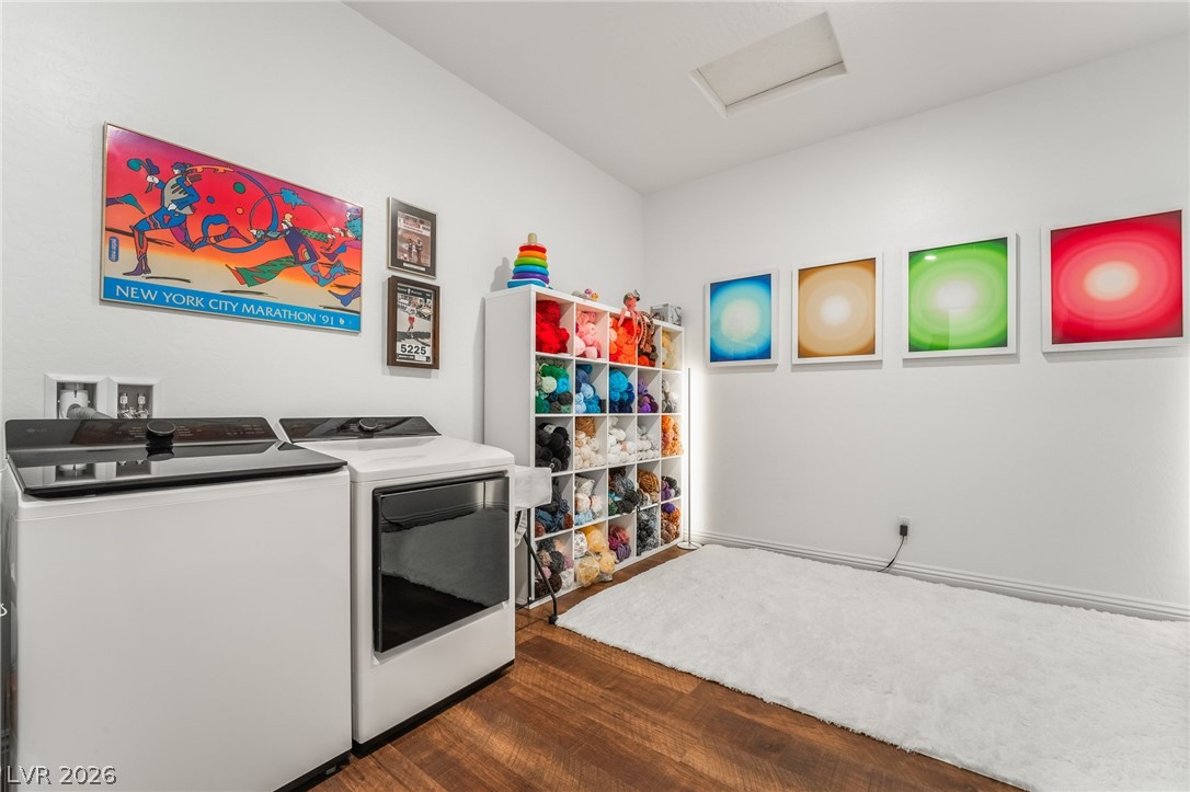 Photo 13 of 30, 715 Orange Plume Walk