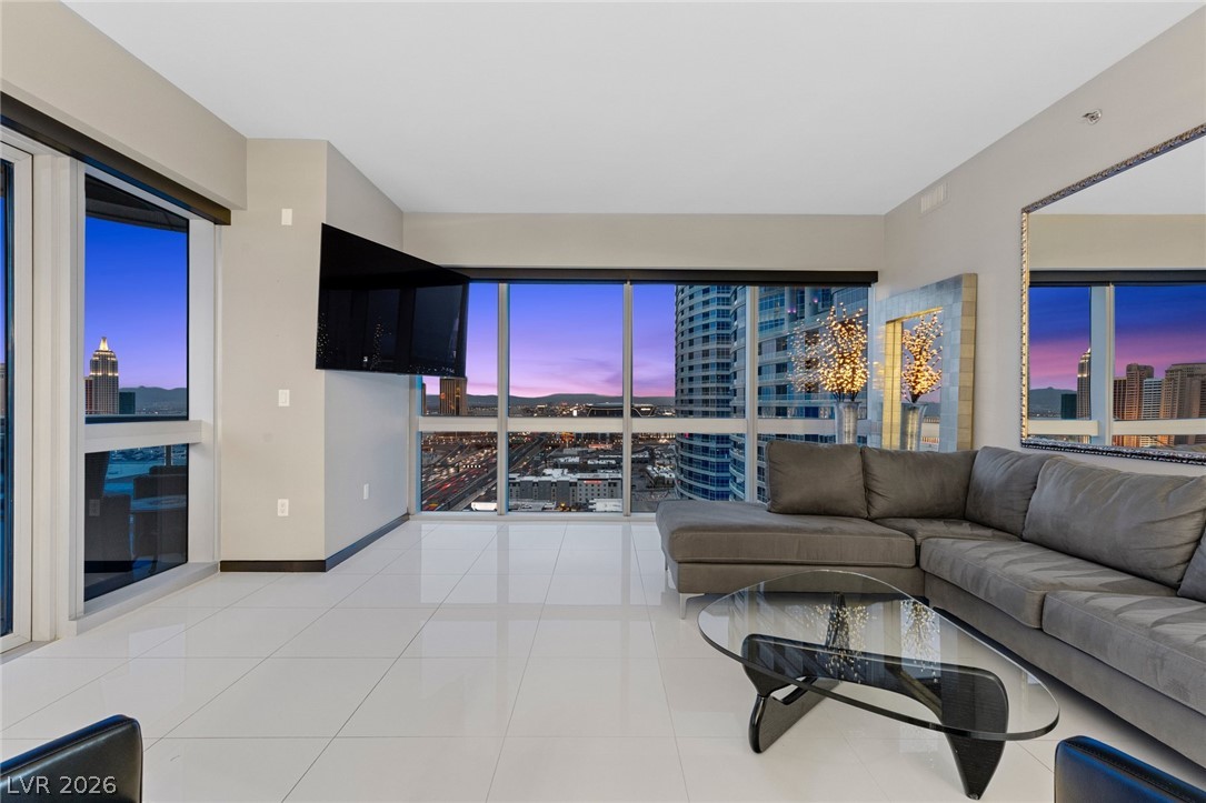 Photo 18 of 40, 4471 Dean Martin Drive #2309