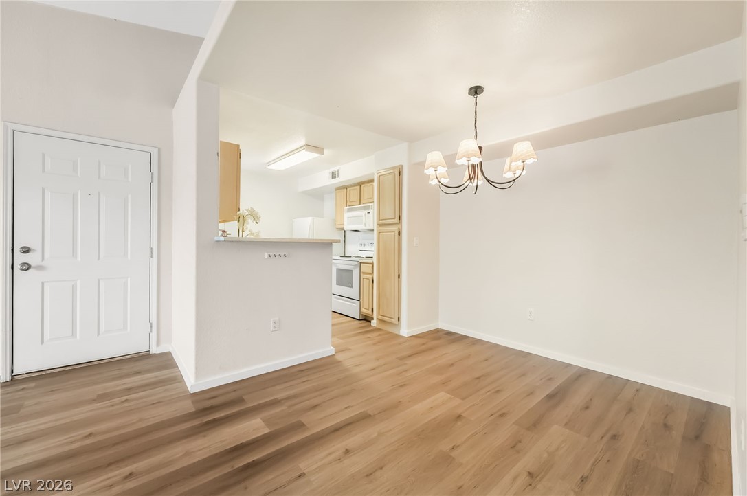 Photo 11 of 39, 555 E Silverado Ranch Boulevard #2038