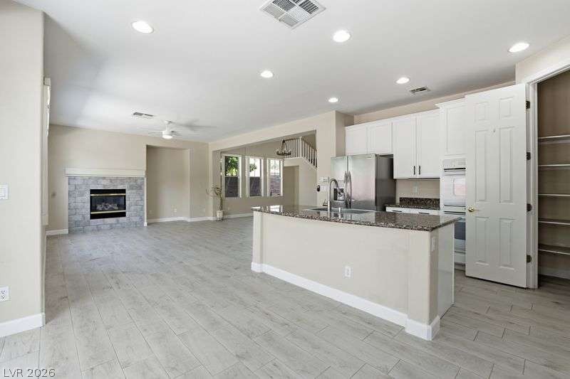Photo 5 of 10464 Calico Pines Avenue