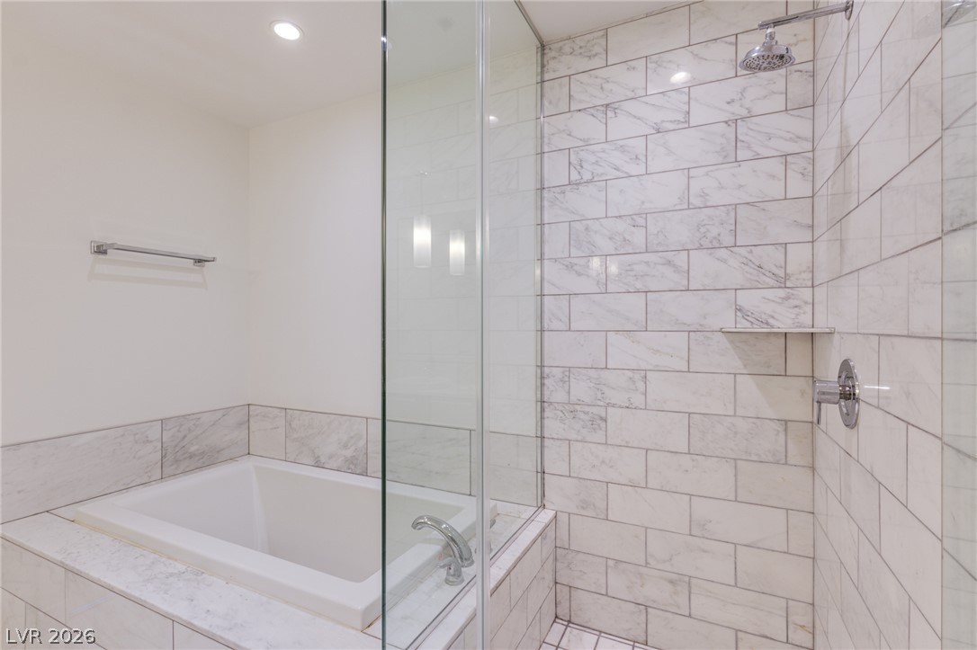 Photo 19 of 22, 4471 Dean Martin Drive #805