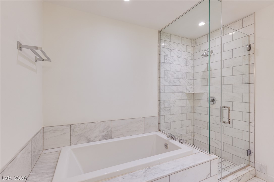 Photo 20 of 22, 4471 Dean Martin Drive #805