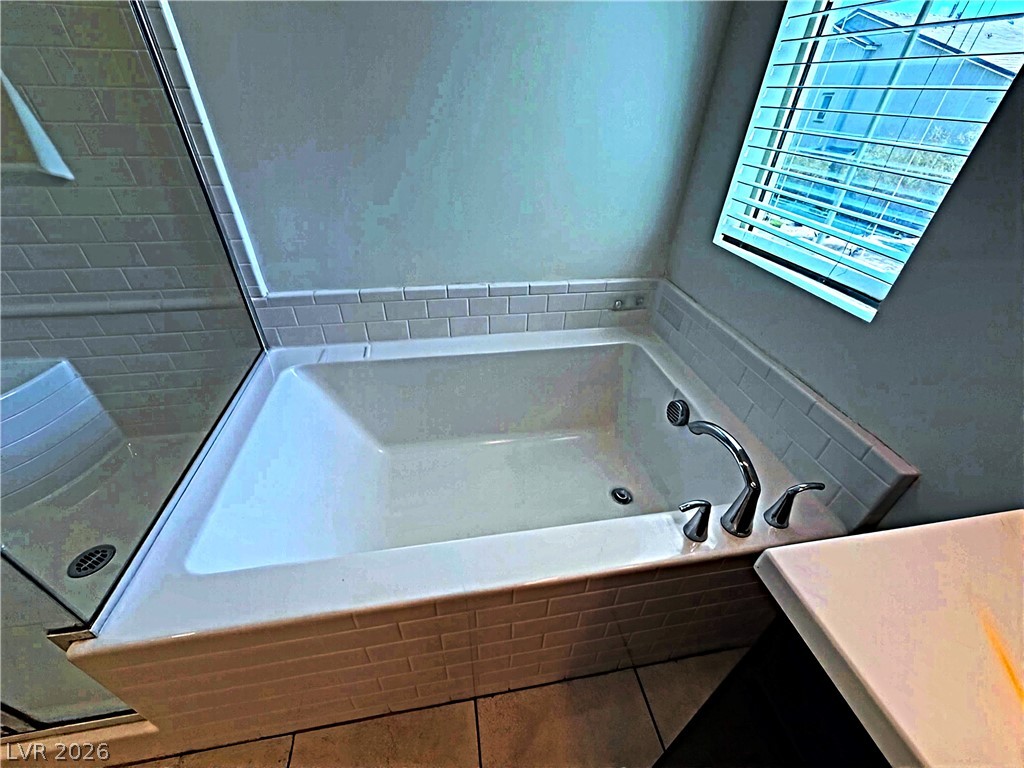 Photo 23 of 58, 825 Spring Estates Avenue