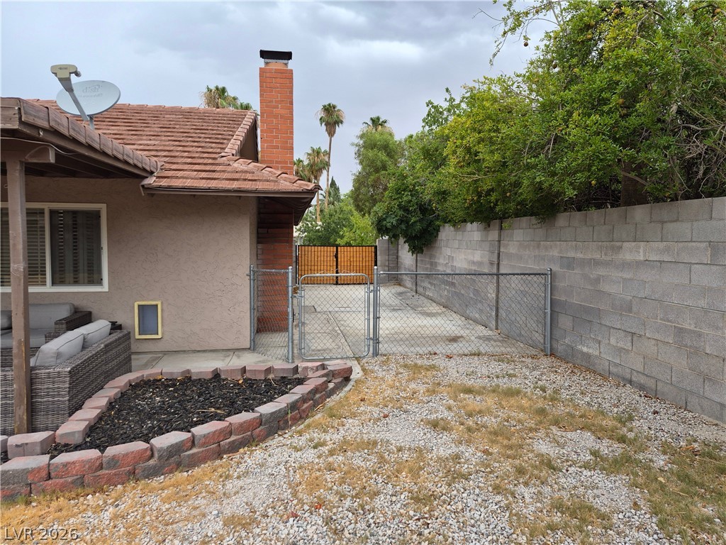 Photo 23 of 47, 3753 S Rosecrest Circle