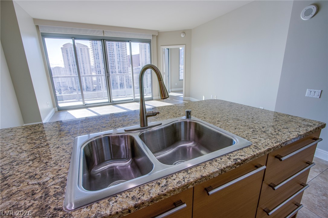 Photo 11 of 22, 222 Karen Avenue #2303