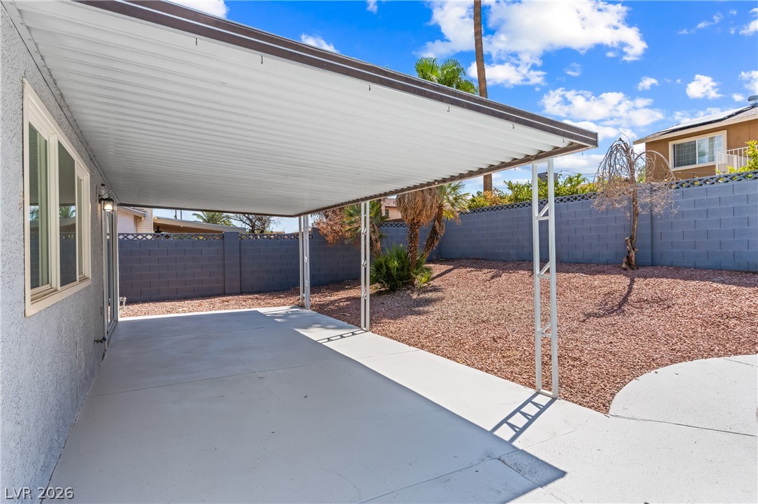 Photo 35 of 38, 3219 Anacapa Way