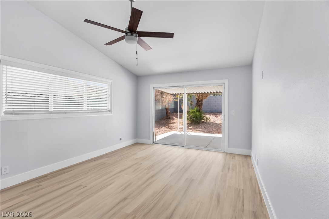 Photo 13 of 38, 3219 Anacapa Way
