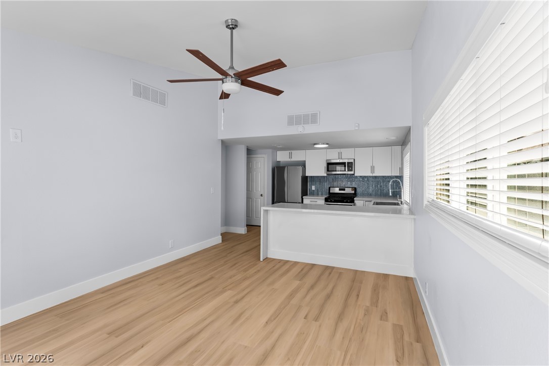 Photo 16 of 38, 3219 Anacapa Way
