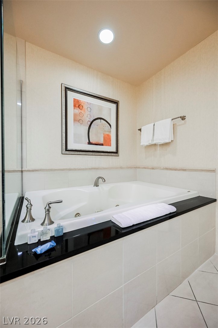 Photo 21 of 34, 145 E HARMON Avenue #2604