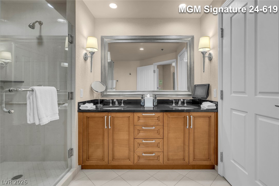 Photo 31 of 92, 145 E Harmon Avenue #2419&2421