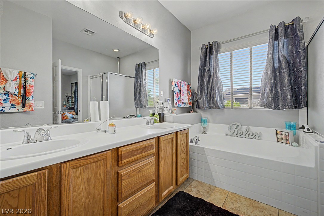 Photo 18 of 39, 2924 Dowitcher Avenue