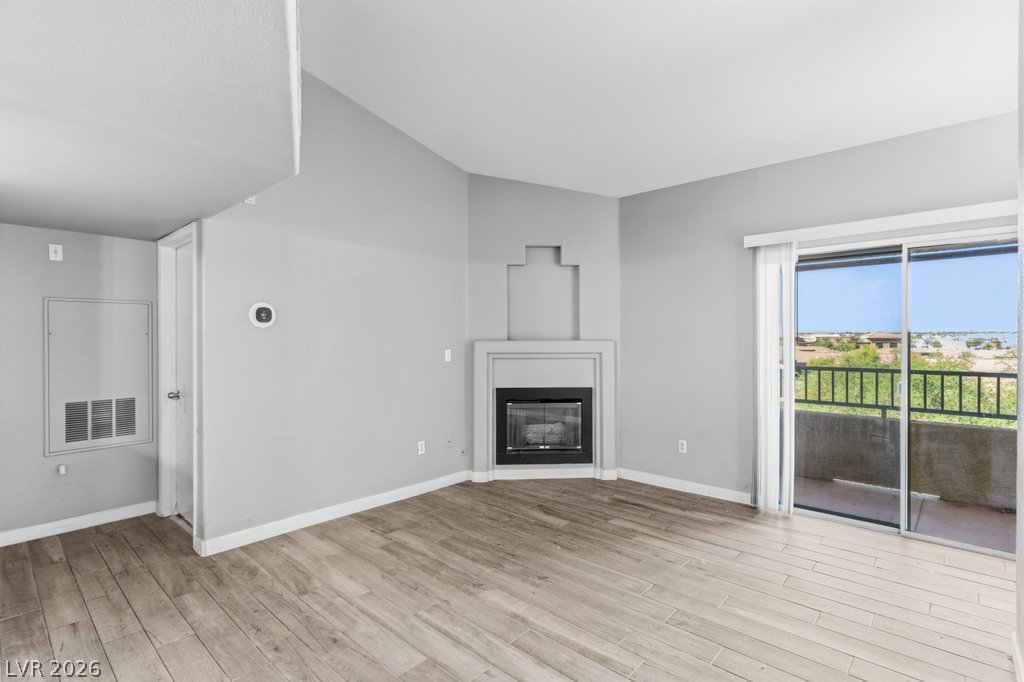Photo 12 of 27, 2120 Ramrod Avenue #928