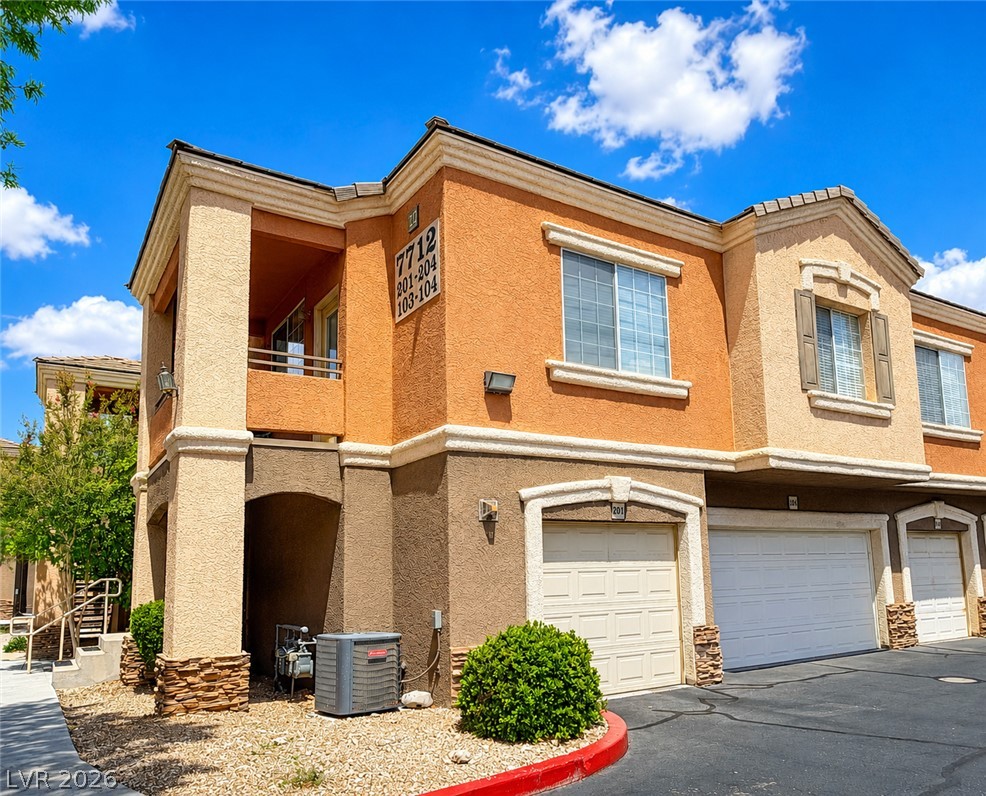 7712 Himalayas Avenue #104, Las Vegas 89128