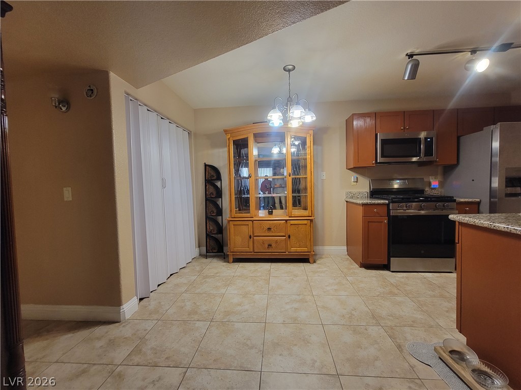 Photo 8 of 19, 2120 Ramrod Avenue #212